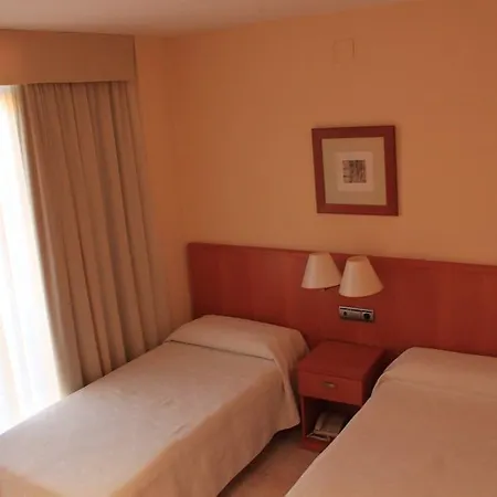 Del Port Hotel *